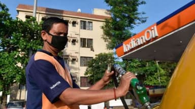 Hindistan Rusiyadan neft idxalını 20 dəfədən çox artırıb: 30% endirimlə (Eksklüziv)
