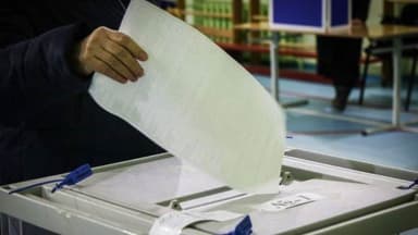 Cənubi Osetiyada Rusiya tərkibinə qatılmağı istəməyən namizəd qalib gəldi