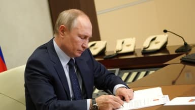 Putin Cənubi Osetiya ilə ikili vətəndaşlıq haqqında sazişi ratifikasiya etdi
