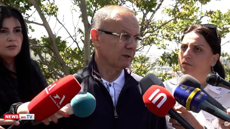 Ermənistanda aksiyalarda iştirak edənlərin sayı niyə artmır? – Keçmiş nazir