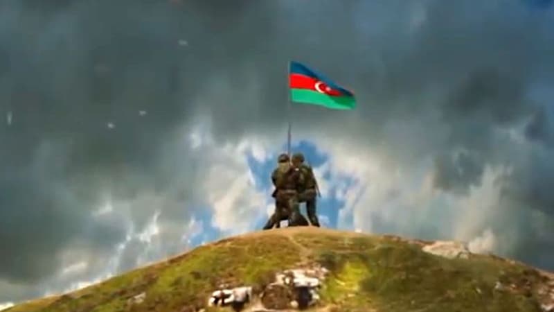 Lələtəpədə bayrağımız ilk dəfə necə dalğalandırılıb? (FOTO)