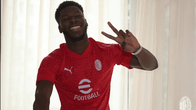 “Milan” 20 yaşlı futbolçuya 20 milyon avro ödəyəcək