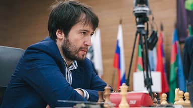 Teymur Rəcəbovun səhhətində problem yarandı, yarışdan çıxdı