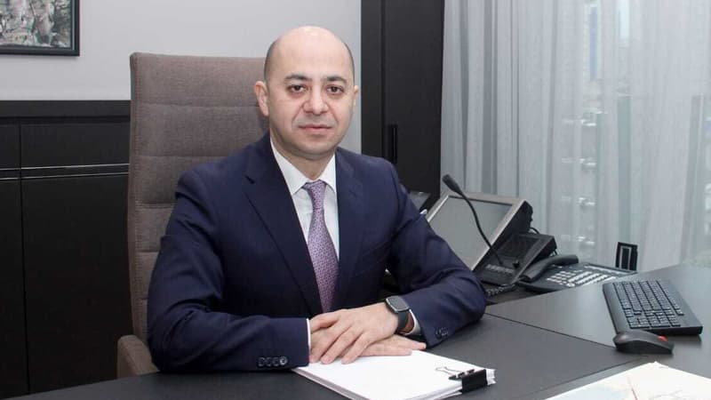 Vüsal Aslanov Aparat rəhbərini işdən çıxardı (FOTO)