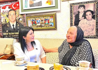 Deputat Elnarə Akimova şəhid general Polad Həşimovun ailəsini ziyarət etdi
