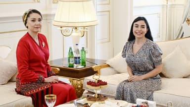 Leyla Əliyeva Berdiməhəmmədovun qızı ilə görüşdü (FOTO)