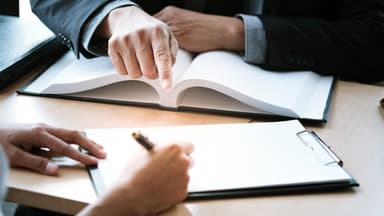 Natiq Əlisoyun dövlət sifarişləri 25 milyon manata yaxınlaşır - Yeni mənzil tenderi