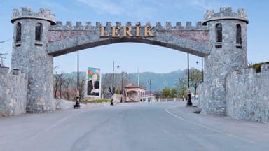 Nizamnamə kapitalı 1,6 manat olan şirkət 3 ildir Lerikdə yolları təmir edir